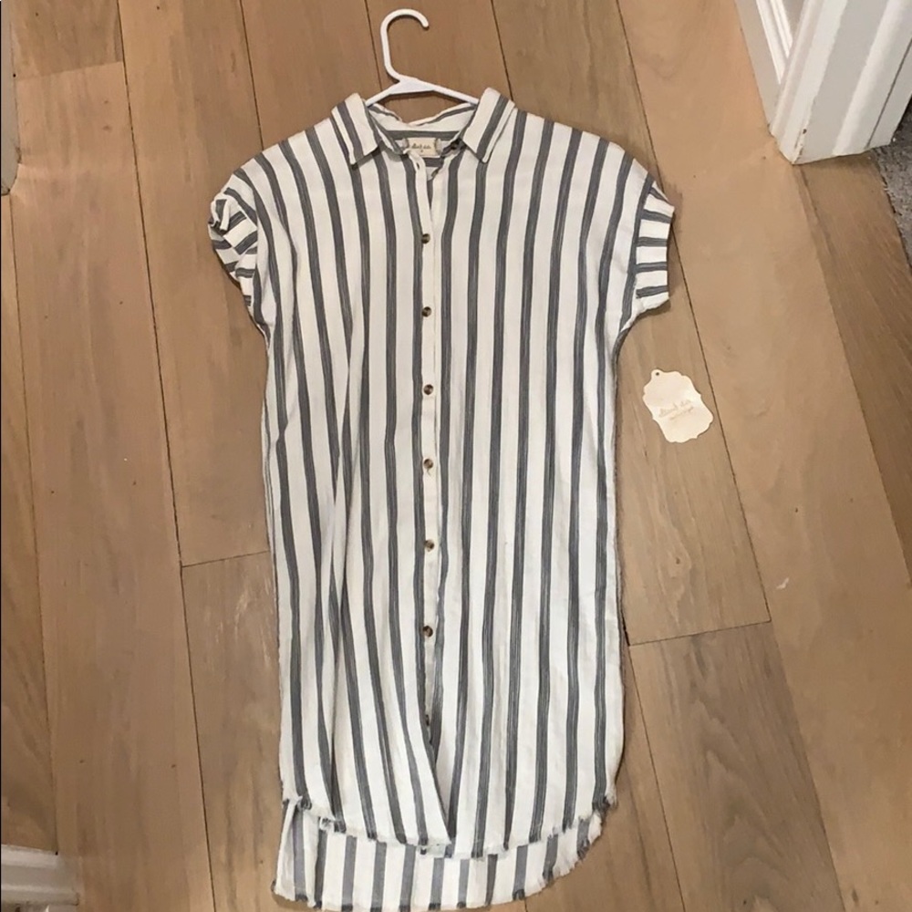 Never worn Altar’d State button down dress